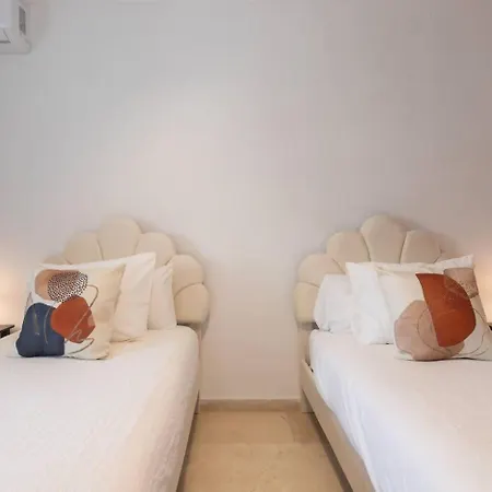 Centro Con Parking Apartment